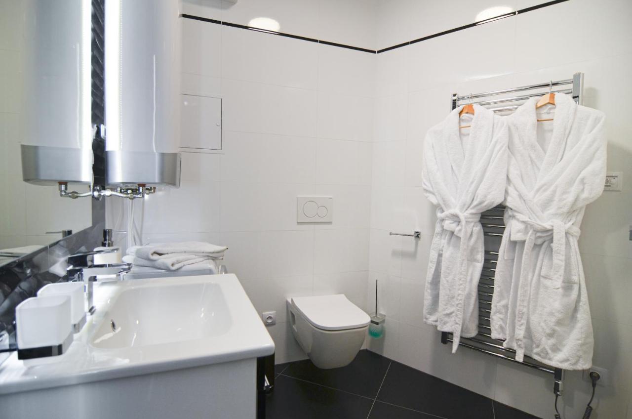 Astrid Apartment